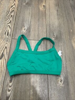 Colsie- GreenStrappy low impact Sports Bra- medium